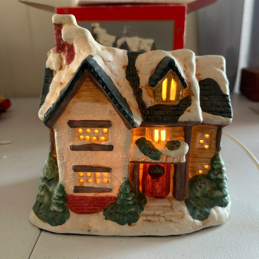 Mervyn's Lighted Cottage Fine Porcelain Christmas Collection With Box - Works